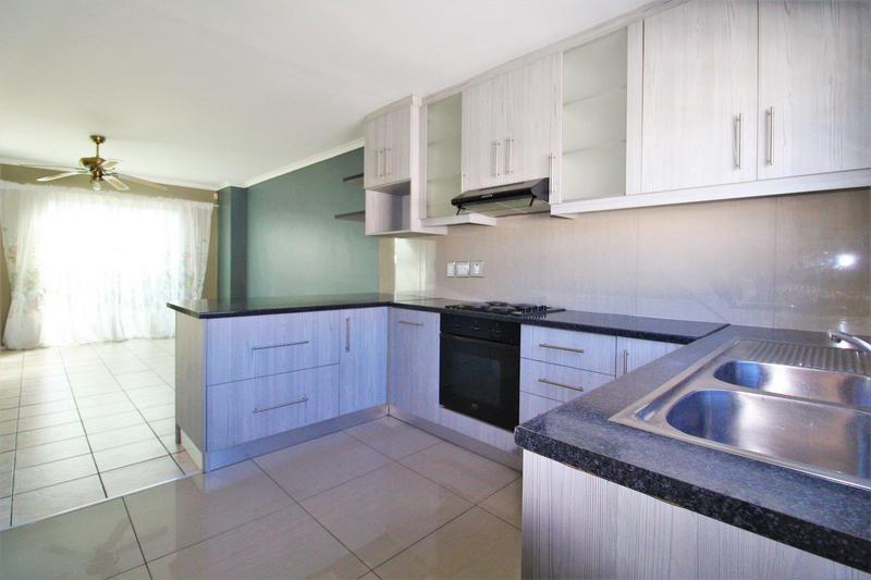 2 Bedroom Property for Sale in Goodwood Park Western Cape